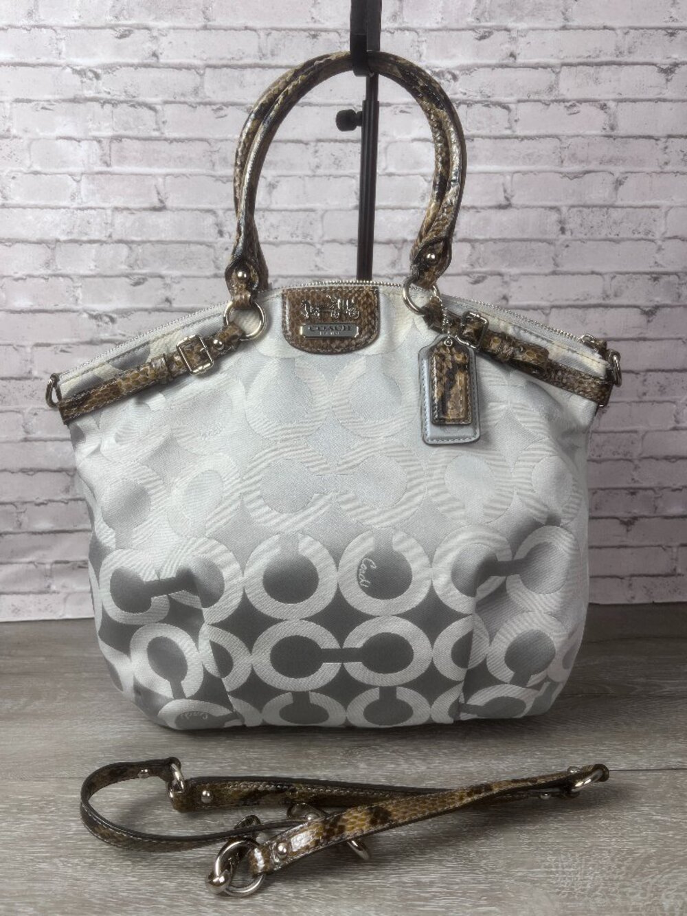 Coach Madison Optical Art Satchel Large Lindsey Shoulder Purse 18649